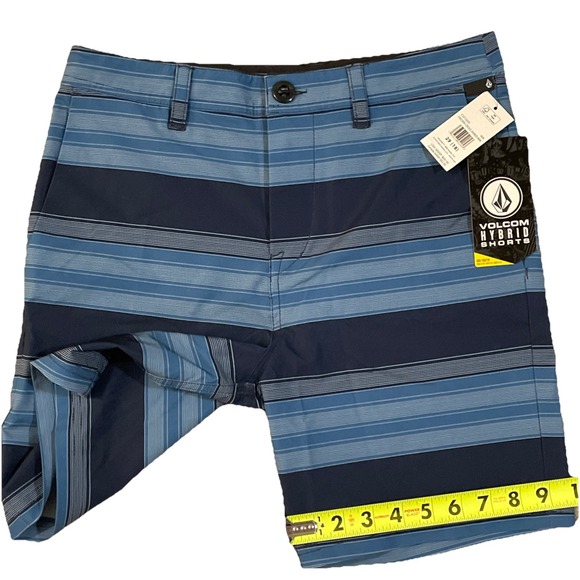 Volcom Big Youth/Juniors‎ Size 29 Fricken Cross Shred Hybrid Shorts 6" - Picture 4 of 10